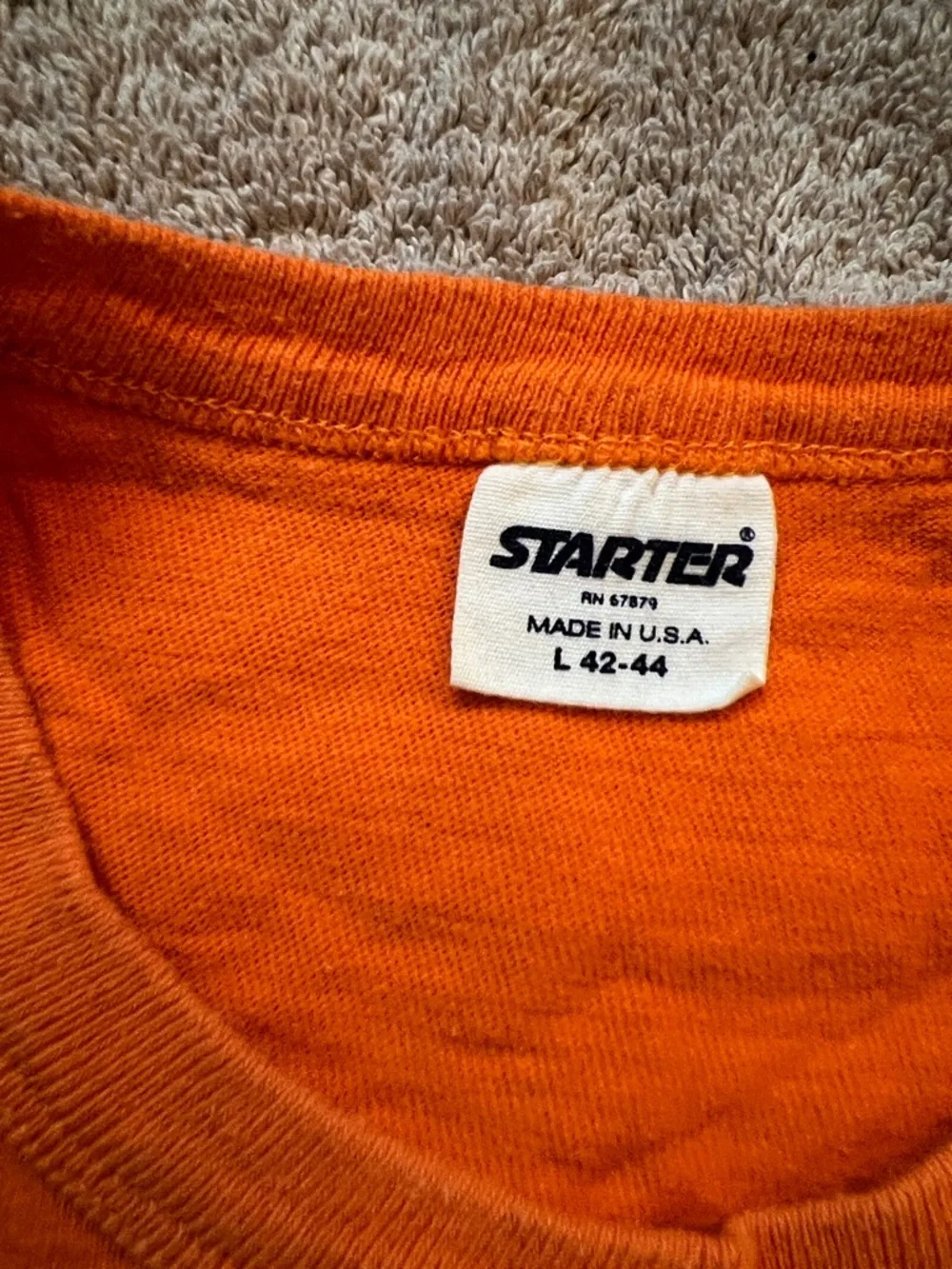 STARTER Orange Denver Broncos Helmet Graphic Tee - Picture 2 of 7